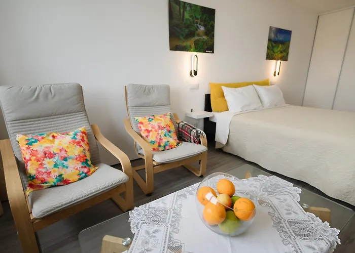 Spacious Seaside A - Faraway * Lagoa (Azores)